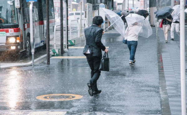 台風25号暴風雨