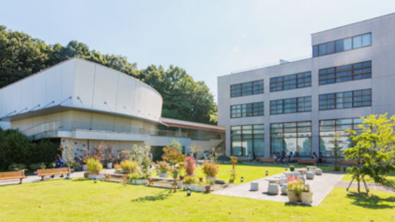 フェリス女学院