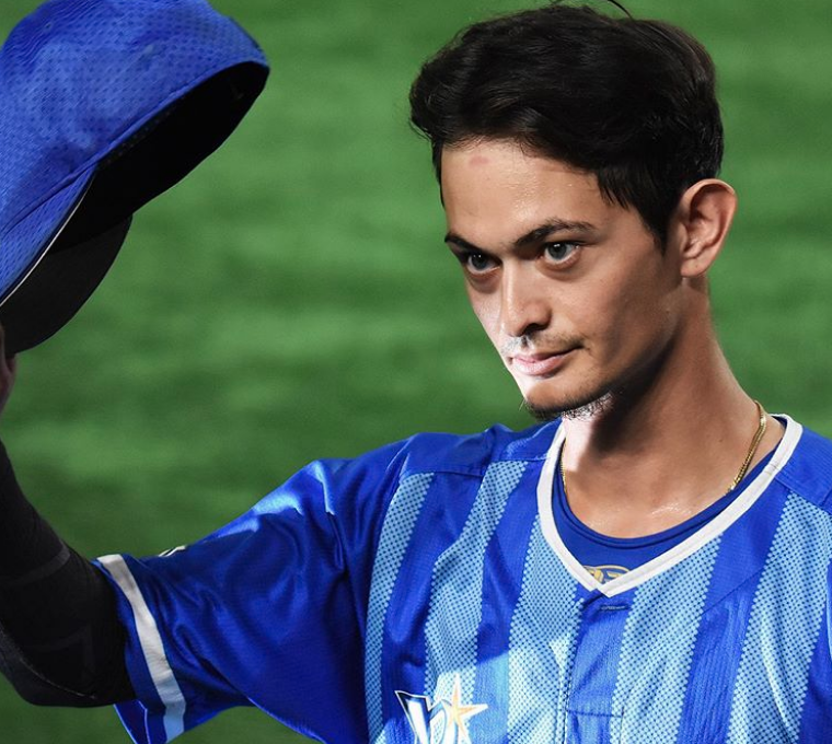 乙坂智はハーフで超イケメンで父親はアイスホッケー選手3