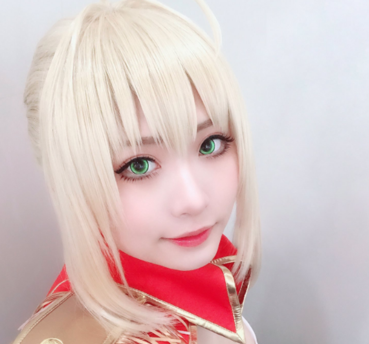 すみれおじさんのコスプレ画像が超かわいい！経歴とプロフィールは06